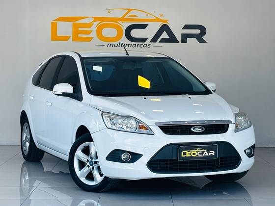 FORD FOCUS 1.6 GLX 16V FLEX 4P MANUAL
